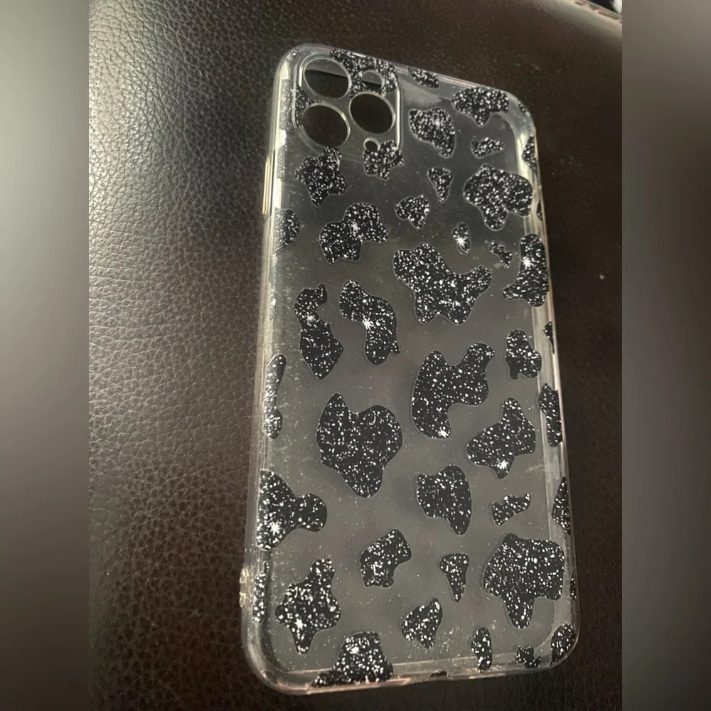 iPhone 11 Pro Max cow print case - Picture 2 of 2